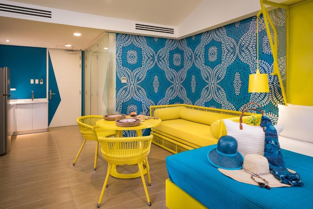 هتل آستوریا پالاوان